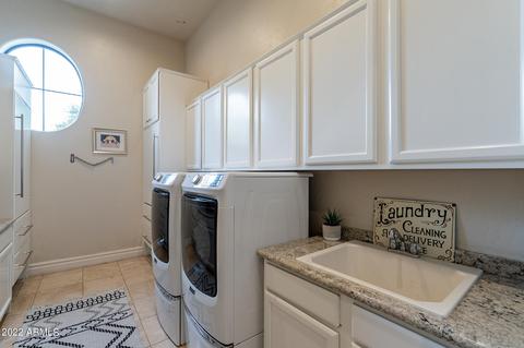 2590 E Meadowview Dr, Gilbert, AZ 85298 photo 24