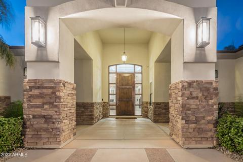 2590 E Meadowview Dr, Gilbert, AZ 85298 photo 3