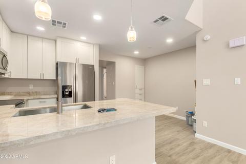 1025 E Highland Ave #8, Phoenix, AZ 85014 photo 6