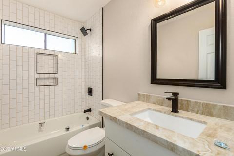 1025 E Highland Ave #8, Phoenix, AZ 85014 photo 19