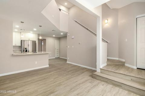1025 E Highland Ave #8, Phoenix, AZ 85014 photo 4