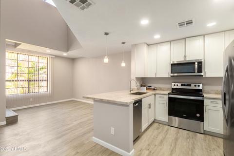 1025 E Highland Ave #8, Phoenix, AZ 85014 photo 8