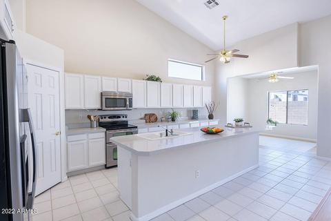 3122 E Oraibi Dr, Phoenix, AZ 85050 photo 5
