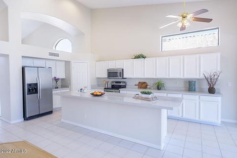 3122 E Oraibi Dr, Phoenix, AZ 85050 photo 4
