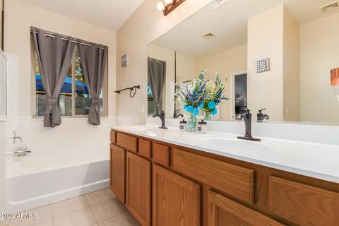 3077 E Merlot St, Gilbert, AZ 85298 photo 10