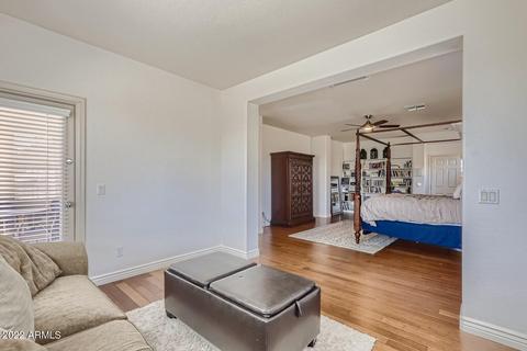 3969 E Hummingbird Ln, Phoenix, AZ 85050 photo 18