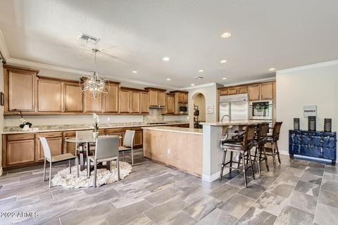 3969 E Hummingbird Ln, Phoenix, AZ 85050 photo 12