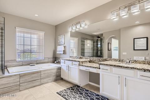3969 E Hummingbird Ln, Phoenix, AZ 85050 photo 5