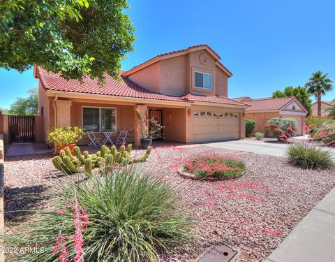 3921 E South Fork Dr, Phoenix, AZ 85044 photo 2
