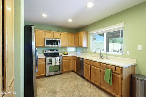 3921 E South Fork Dr, Phoenix, AZ 85044 photo 13