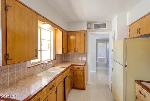 5410 E Verde Ln, Phoenix, AZ 85018 photo 6