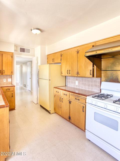 5410 E Verde Ln, Phoenix, AZ 85018 photo 8