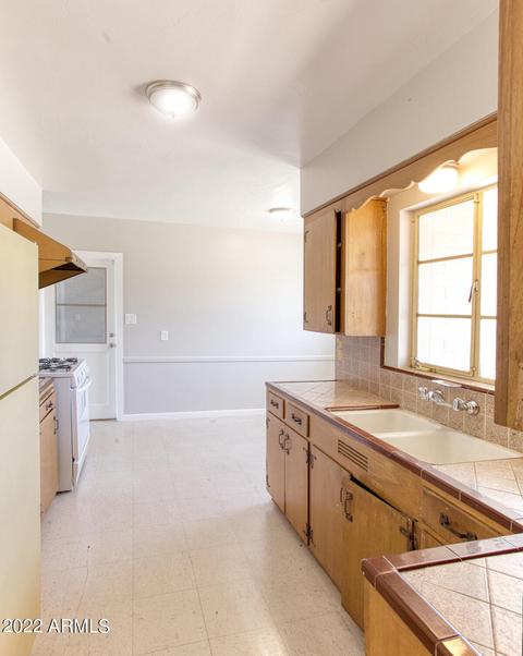 5410 E Verde Ln, Phoenix, AZ 85018 photo 7