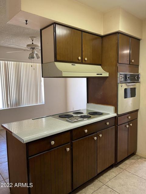 2231 E Paradise Dr, Phoenix, AZ 85028 photo 4
