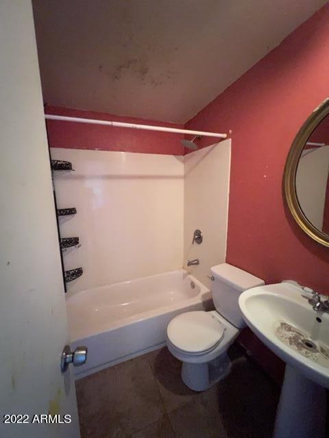 6441 W Mitchell Dr, Phoenix, AZ 85033 photo 9