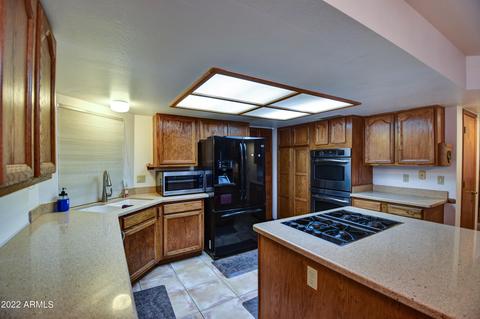 1317 E Clearwater Ln, Gilbert, AZ 85234 photo 12