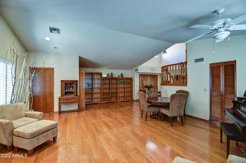 1317 E Clearwater Ln, Gilbert, AZ 85234 photo 8