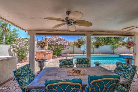1317 E Clearwater Ln, Gilbert, AZ 85234 photo 1