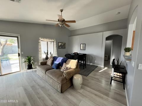 1680 E Robin Ln, Gilbert, AZ 85296 photo 5