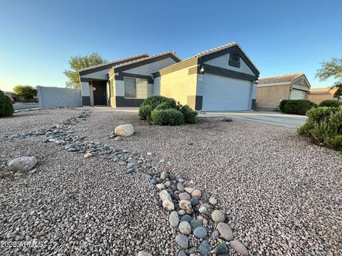 1680 E Robin Ln, Gilbert, AZ 85296 photo 1