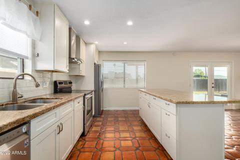2115 W Eugie Ave, Phoenix, AZ 85029 photo 12