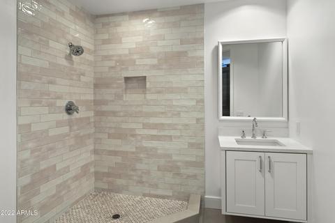 2211 E Camelback Rd #602, Phoenix, AZ 85016 photo 24