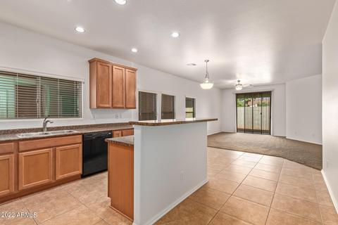 993 S Pheasant Dr, Gilbert, AZ 85296 photo 7