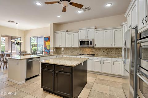 3956 E Nocona Ln, Phoenix, AZ 85050 photo 12