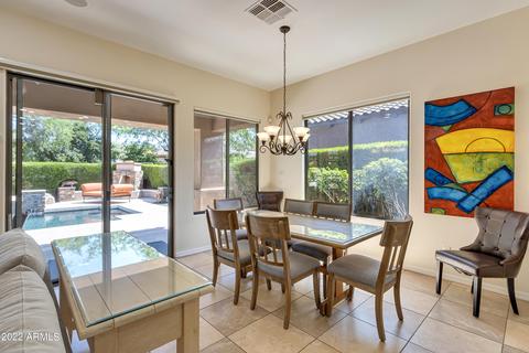 3956 E Nocona Ln, Phoenix, AZ 85050 photo 8