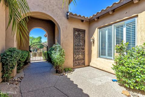 3956 E Nocona Ln, Phoenix, AZ 85050 photo 3