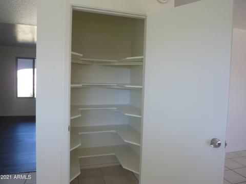 4317 E Roeser Rd, Phoenix, AZ 85040 photo 2