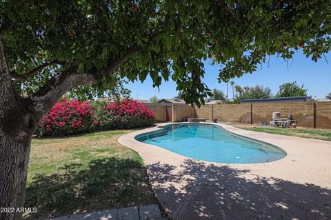 121 E Colgate Dr, Tempe, AZ 85283 photo 1