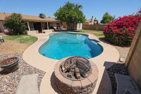 121 E Colgate Dr, Tempe, AZ 85283 photo 3