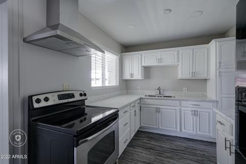 813 E Jackson Ave, Buckeye, AZ 85326 photo 4