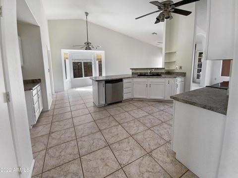 4218 E Liberty Ln, Phoenix, AZ 85048 photo 2