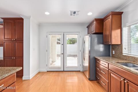 2516 E Minnezona Ave, Phoenix, AZ 85016 photo 8