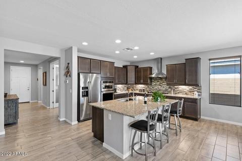 2940 E Tina Dr, Phoenix, AZ 85050 photo 5