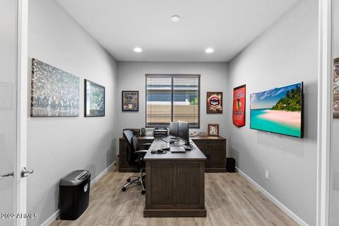 2940 E Tina Dr, Phoenix, AZ 85050 photo 8