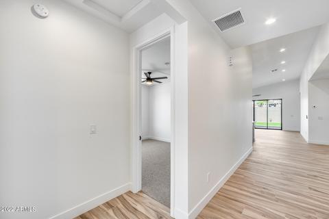 2418 E Amelia Ave, Phoenix, AZ 85016 photo 7