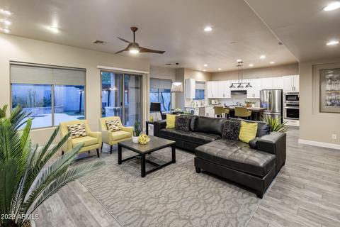 3826 E Patrick Ln, Phoenix, AZ 85050 photo 11