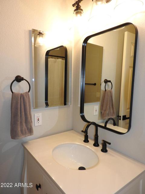 3041 E Blackhawk Dr, Phoenix, AZ 85050 photo 33