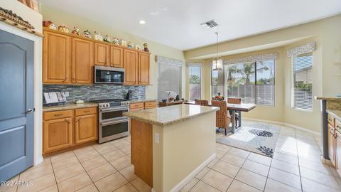 7026 S Forest Ave, Gilbert, AZ 85298 photo 8