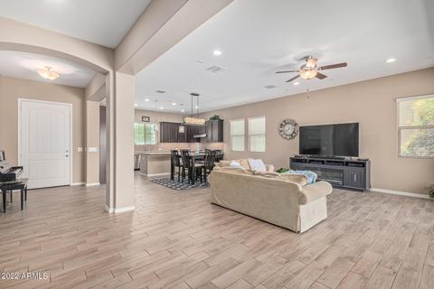 4527 E Skousen St, Gilbert, AZ 85295 photo 5