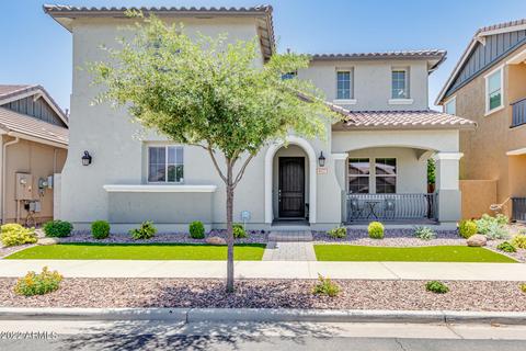 4527 E Skousen St, Gilbert, AZ 85295 photo 2