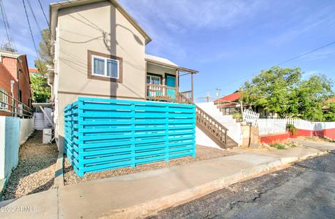 Exterior - 263 S Sutherland St, Globe, AZ 85501 photo 2 of 5