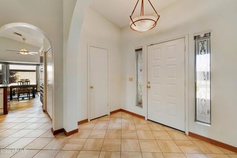4057 E Wescott Dr, Phoenix, AZ 85050 photo 6