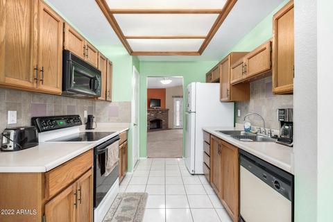 114 E Campo Bello Dr, Phoenix, AZ 85022 photo 9