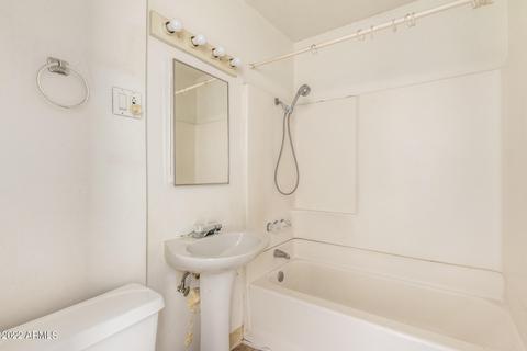 49 N Hibbert --, Mesa, AZ 85201 photo 24