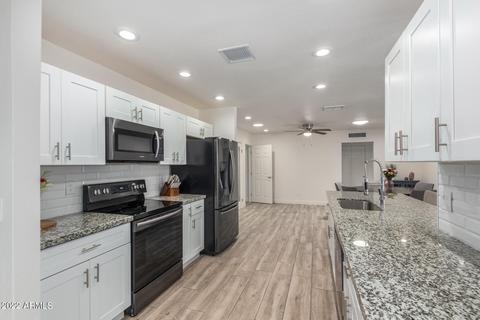 2935 E Cannon Dr, Phoenix, AZ 85028 photo 9