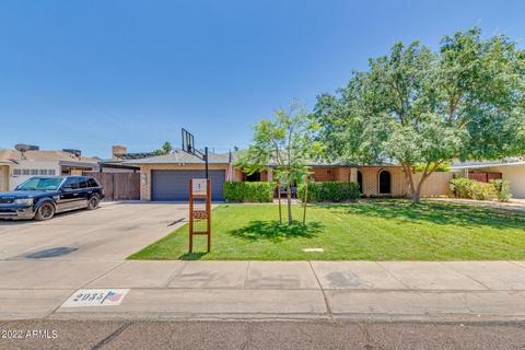 2935 E Cannon Dr, Phoenix, AZ 85028 photo 2